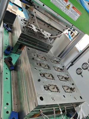 Liquid Silicone Injection Moulding LSR Plastic CNC EDM Multiple Cavity